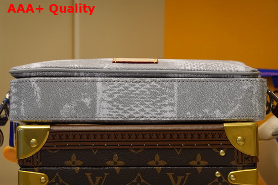 Louis Vuitton Trio Messenger in Stone Gray Damier Salt Canvas N50068 Replica