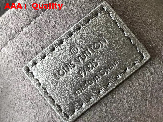 Louis Vuitton Trunk Messenger in Black Taiga Leather and Monogram Canvas Replica