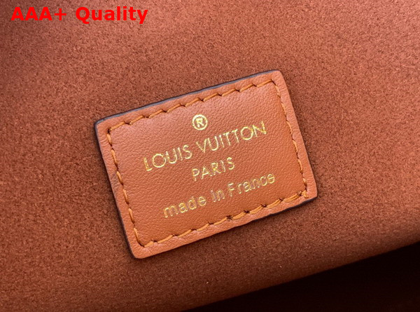 Louis Vuitton Vendome MM Handbag in Gold Taurillon Leather M22925 Replica