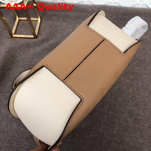 Louis Vuitton Very Hobo Sesame Cream Replica