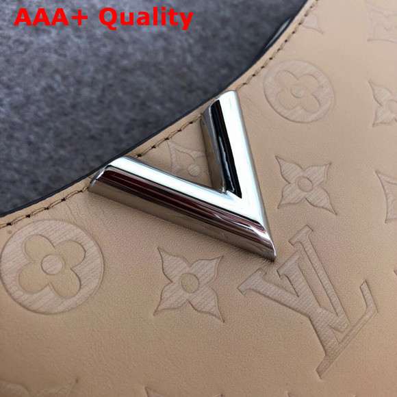 Louis Vuitton Very Hobo Sesame Cream Replica