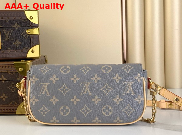 Louis Vuitton Wallet On Chain Ivy Trianon Gray Monogram Canvas M12778 Replica