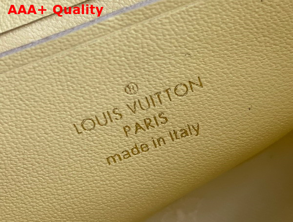 Louis Vuitton Wallet On Strap Bubblegram Leather Banane M81400 Replica