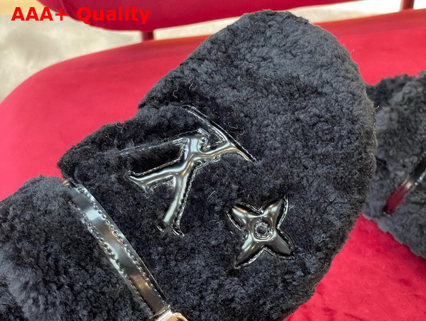 Louis Vuitton Winterbreak Flat Comfort Mule in Black Shearling Replica