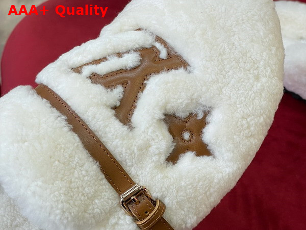 Louis Vuitton Winterbreak Flat Comfort Mule in White Shearling Replica