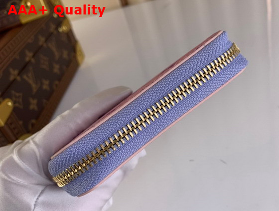 Louis Vuitton Zippy Coin Purse in Multicolor Giant Monogram Canvas Replica