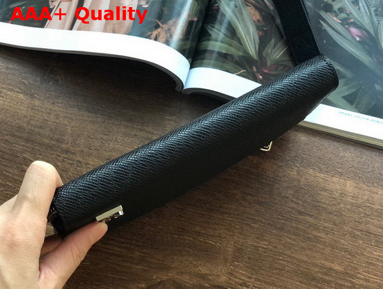 Louis Vuitton Zippy Dragonne Black Taiga Leather Replica