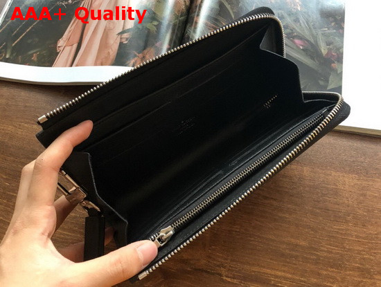 Louis Vuitton Zippy Dragonne Black Taiga Leather Replica