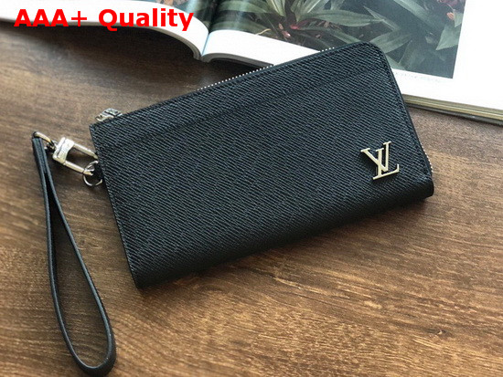 Louis Vuitton Zippy Dragonne Black Taiga Leather Replica