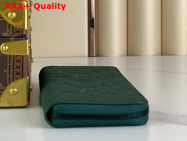 Louis Vuitton Zippy Vertical Wallet in Dark Green Monogram Taurillon Leather Replica