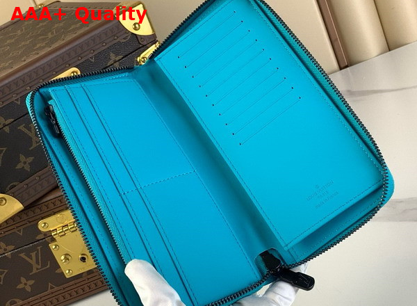 Louis Vuitton Zippy Vertical Wallet in Turquoise Taurillon Embossed Cowhide Leather M69048 Replica