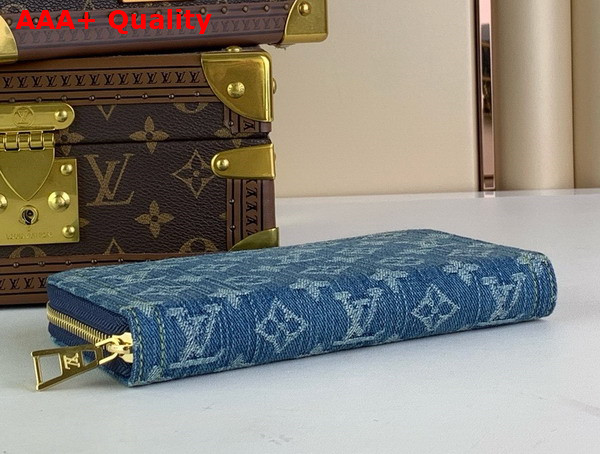 Louis Vuitton Zippy Wallet Denim Blue Monogram Denim M82958 Replica