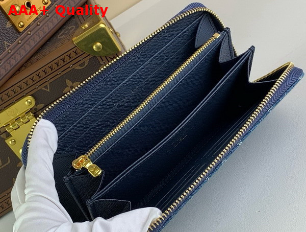 Louis Vuitton Zippy Wallet Denim Blue Monogram Denim M82958 Replica