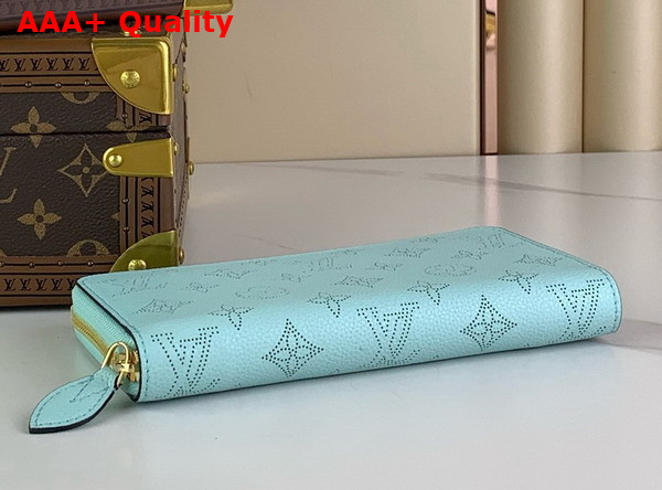 Louis Vuitton Zippy Wallet in Mineral Blue Mahina Calfskin M83489 Replica