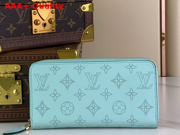 Louis Vuitton Zippy Wallet in Mineral Blue Mahina Calfskin M83489 Replica