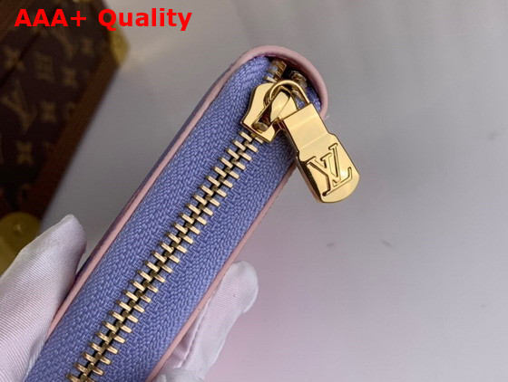 Louis Vuitton Zippy Wallet in Multicolor Giant Monogram Canvas Replica