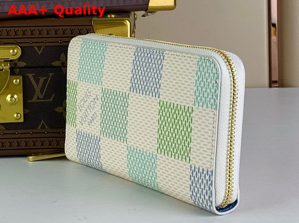 Louis Vuitton Zippy Wallet in Pistachio Green Damier Coated Canvas N40748 Replica