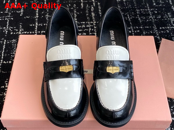 Miu Miu Brushed Leather Loafers in Black and White 5D276E Replica