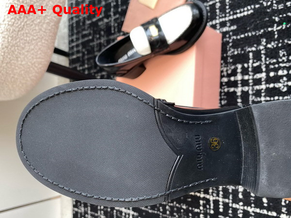 Miu Miu Brushed Leather Loafers in Black and White 5D276E Replica