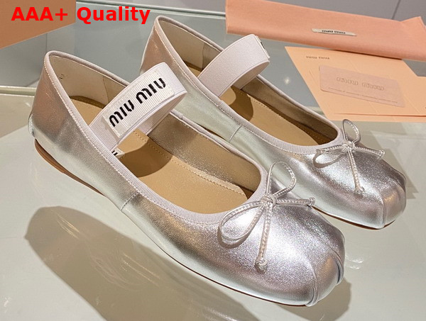 Miu Miu Leather Ballerinas in Silver 5F794D Replica