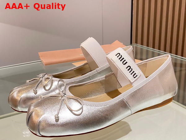 Miu Miu Leather Ballerinas in Silver 5F794D Replica