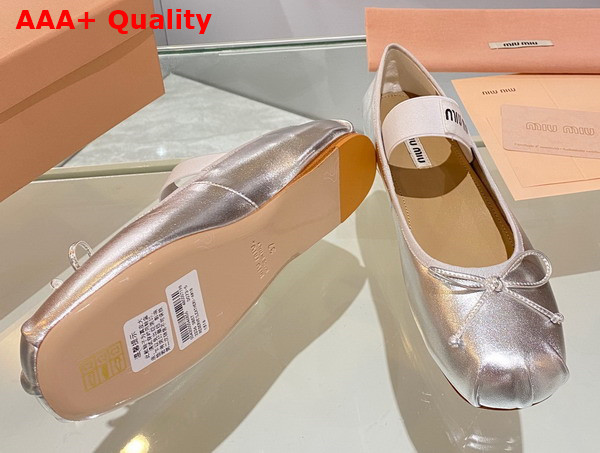 Miu Miu Leather Ballerinas in Silver 5F794D Replica