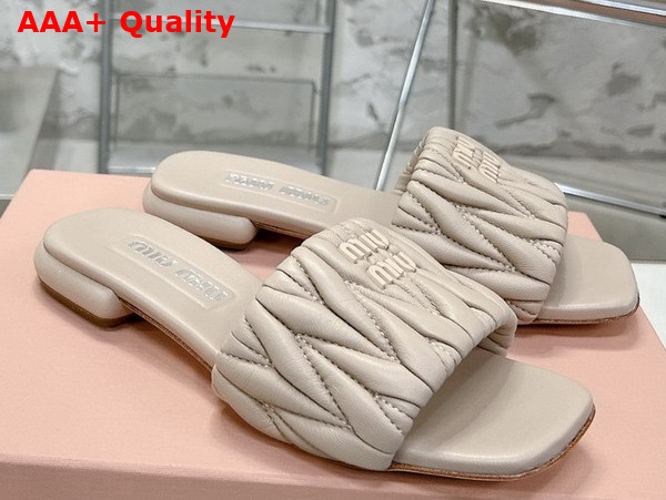 Miu Miu Matelasse Nappa Leather Slides in Beige 5XX605 Replica