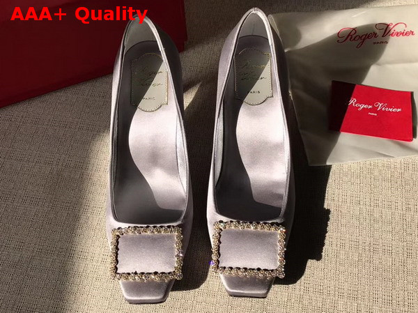 Roger Vivier Belle Vivier Trompette Pumps in Grey Silk Satin Replica