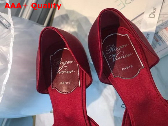 Roger Vivier Chips Strass Ballerinas in Red Silk Satin Replica