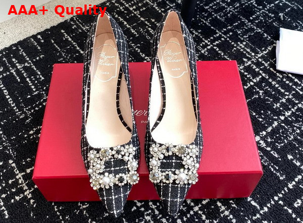 Roger Vivier Flower Strass Pearl Pumps in Black Fabric Replica