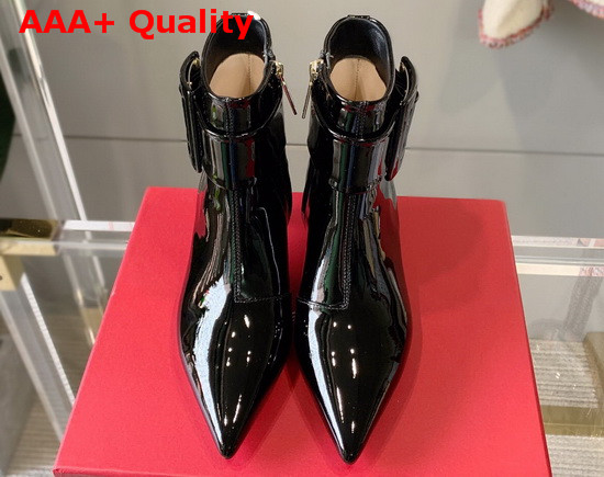 Roger Vivier Pointy Covered Buckle Ankle Boots in Patent Leather Black Replica