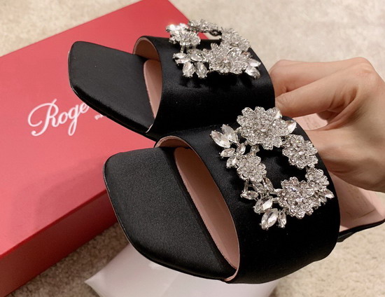 Roger Vivier RV Bouquet Strass Buckle Mules in Satin Black Replica