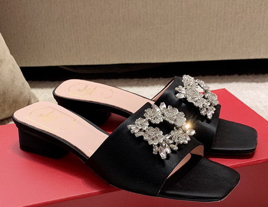 Roger Vivier RV Bouquet Strass Buckle Mules in Satin Black Replica