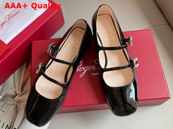 Roger Vivier Tres Vivier Strass Buckle Mini Babies Ballerinas in Black Patent Leather Replica