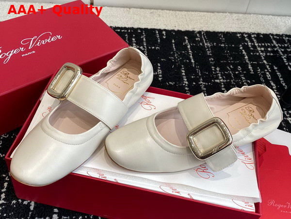 Roger Vivier Viv Choc Metal Buckle Babies Ballerinas in Off White Leather Replica