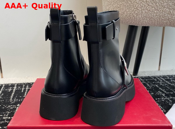 Roger Vivier Viv Rangers Biker Booties in Leather Black Replica