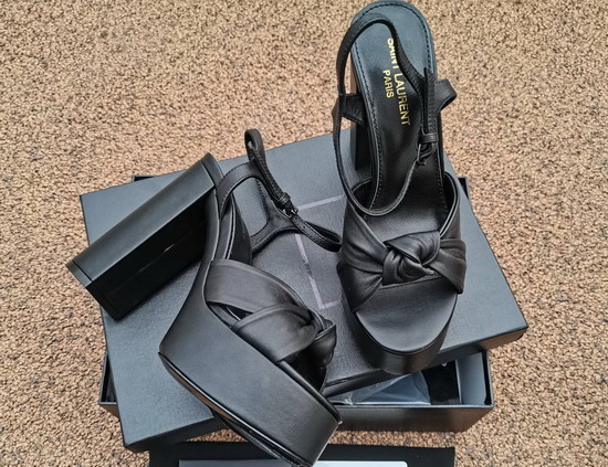 Saint Laurent Bianca Sandals in Smooth Leather Black Replica