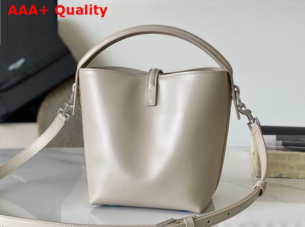 Saint Laurent Le 37 Small Bucket Bag in Blanc Vintage Shiny Leather Replica