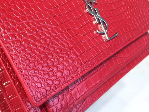 Saint Laurent Medium Sunset Monogram Saint Laurent Bag in Red Crocodile Embossed Shiny Leather For Sale