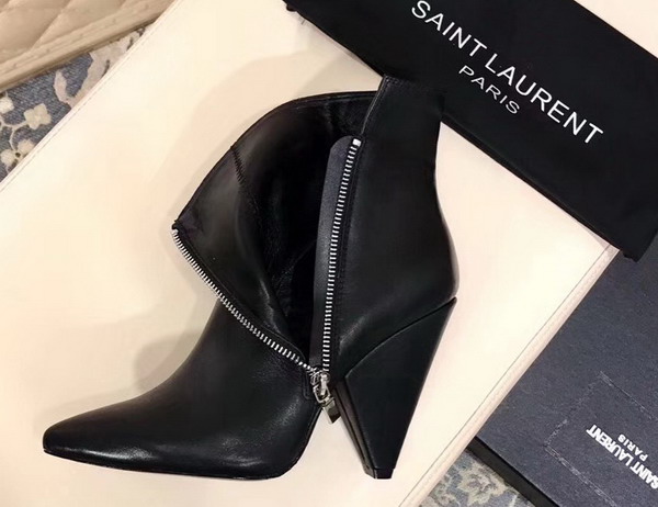 Saint Laurent Niki 105 Asymmetrical Ankle Boot in Black Leather with Structural Cone Heel For Sale