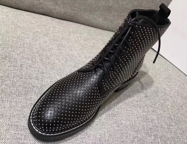 Saint Laurent William 25 Studded Lace Up Boot in Black Leather For Sale